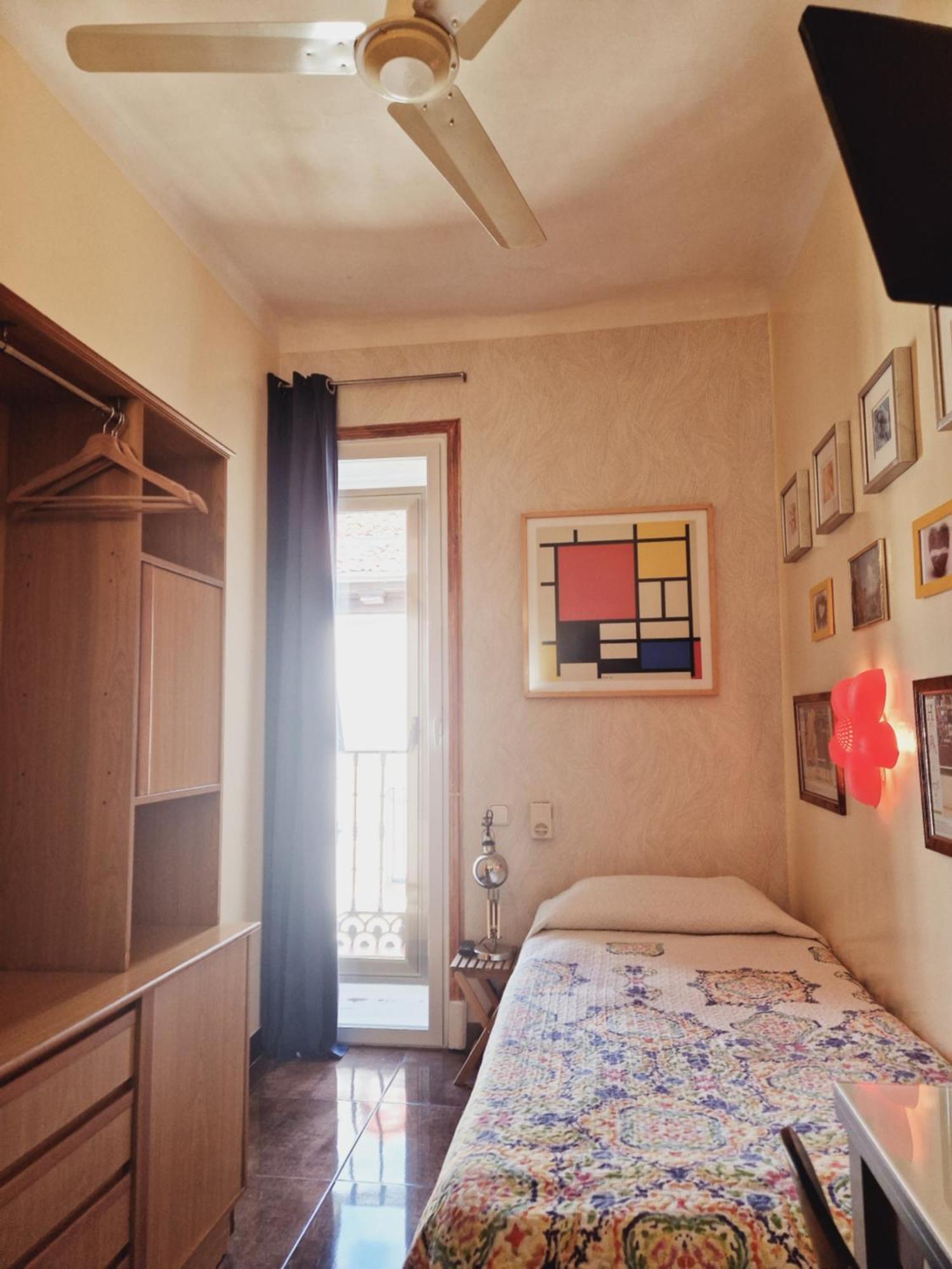 Casa De Huespedes Dolce Vita Мадрид Номер фото